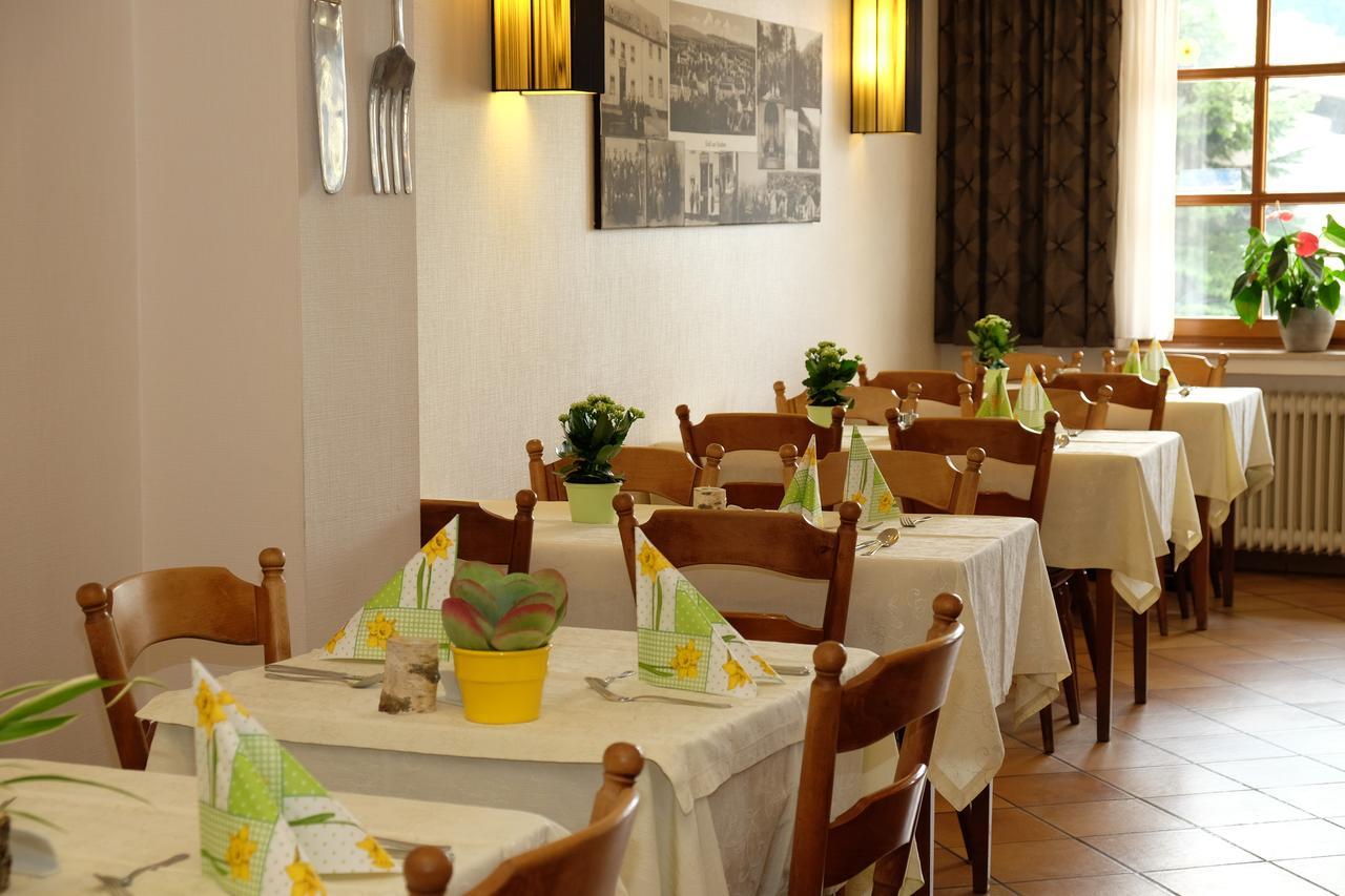 Landgasthaus Hoffmann Hotel Kruchten